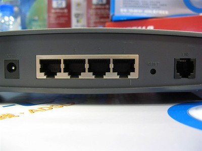 TP-LINK TD-W8910G無線路由器產(chǎn)品圖賞及解析 - IT168路由器頻道